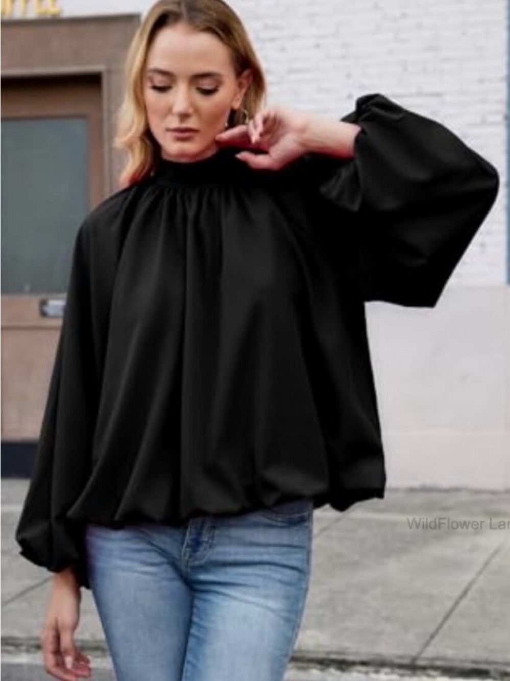 Women's Black back bow tie High-Neck Balloon Sleeve Top Medium